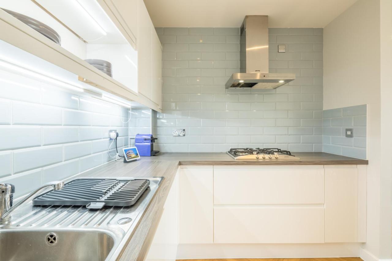 Executive 2Br Apartment Next To Station + Parking Cambridge  Ngoại thất bức ảnh