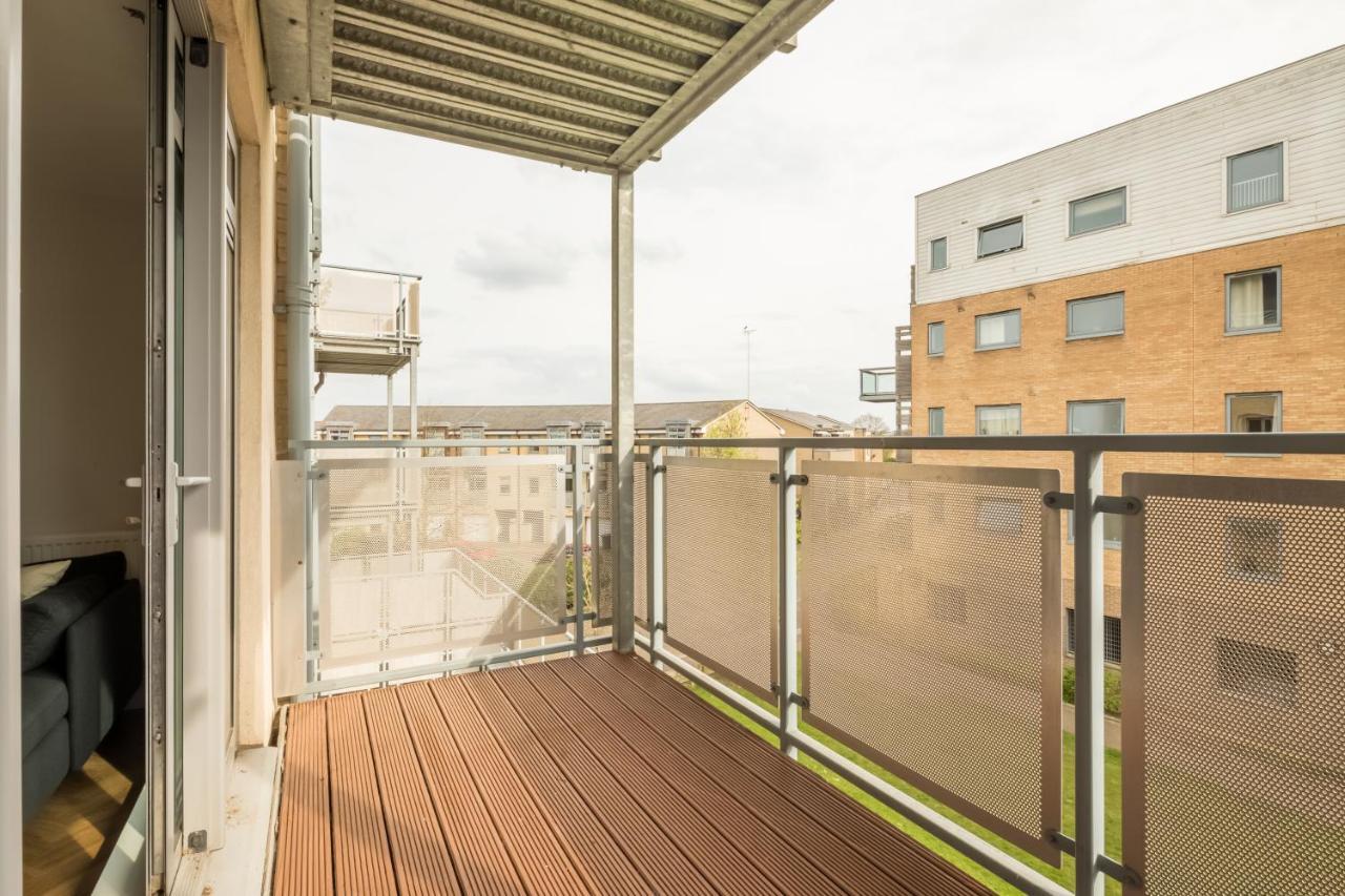 Executive 2Br Apartment Next To Station + Parking Cambridge  Ngoại thất bức ảnh